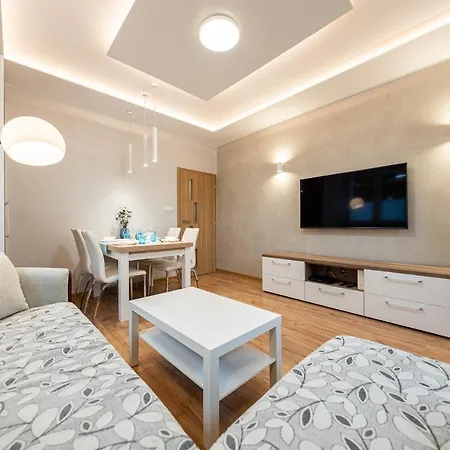 Apartment Bluebird Katowice Near Spodek Mck & City Center Exterior photo