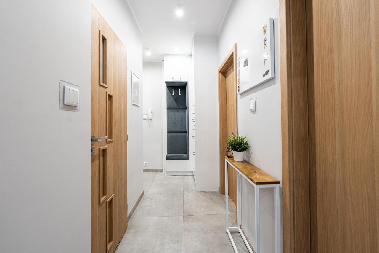 Apartment Bluebird Near Spodek Mck & Center